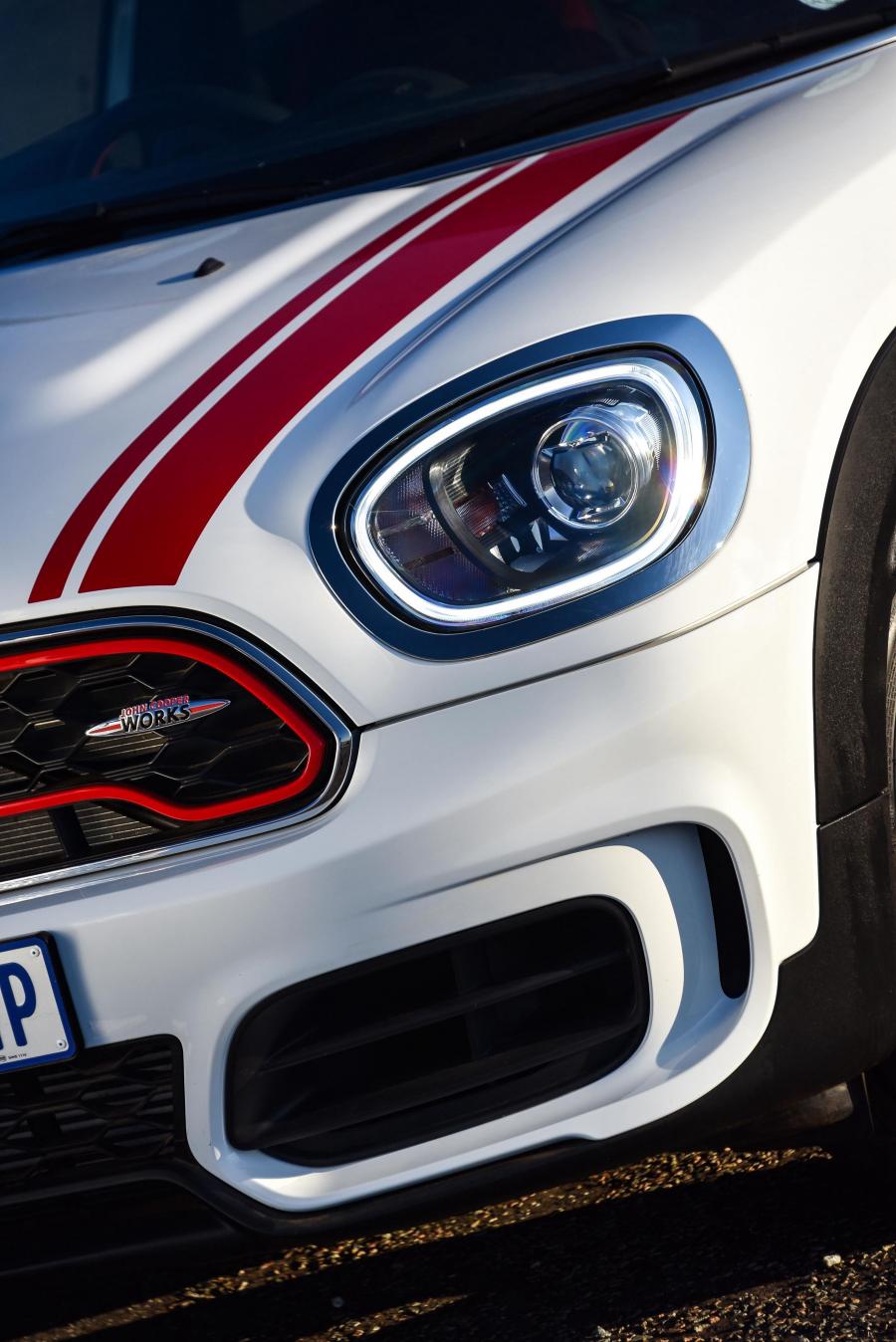 Детали экстерьера Mini John Cooper Works Countryman (F60) 2017 года  (ZA) (фото 32 из 40)